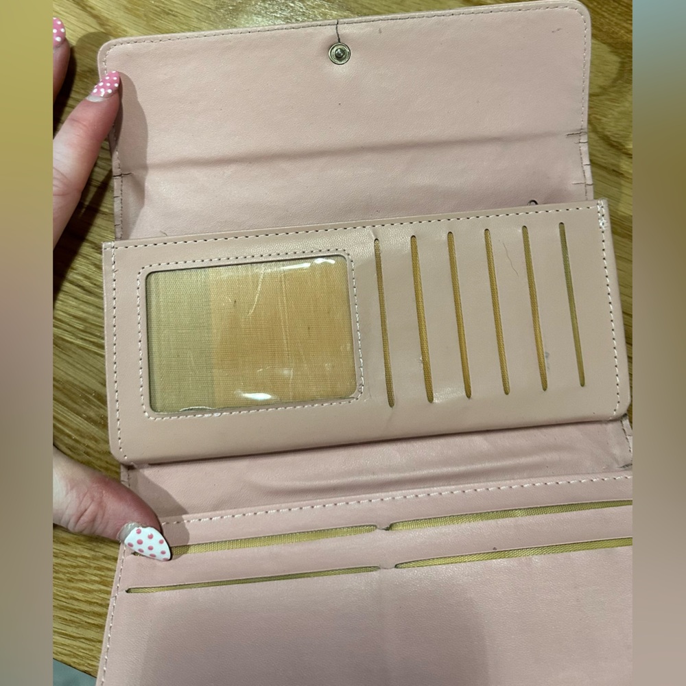 Chic Pink Quilted Women's Wallet - Picture 2 of 8
